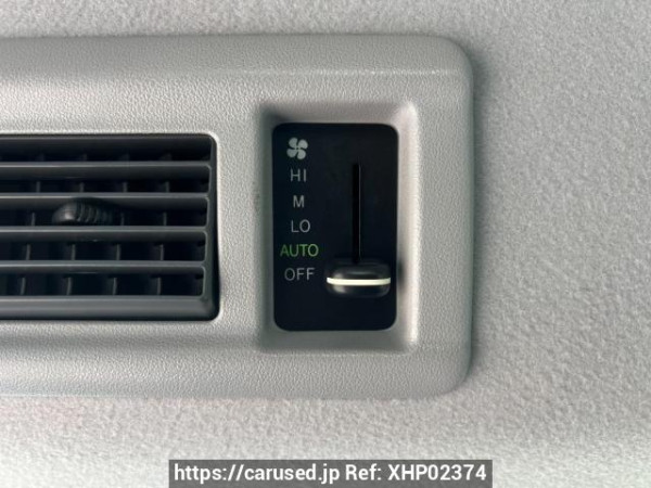 Used 1998 AT toyota regius-wagon RCH41W Image[23]