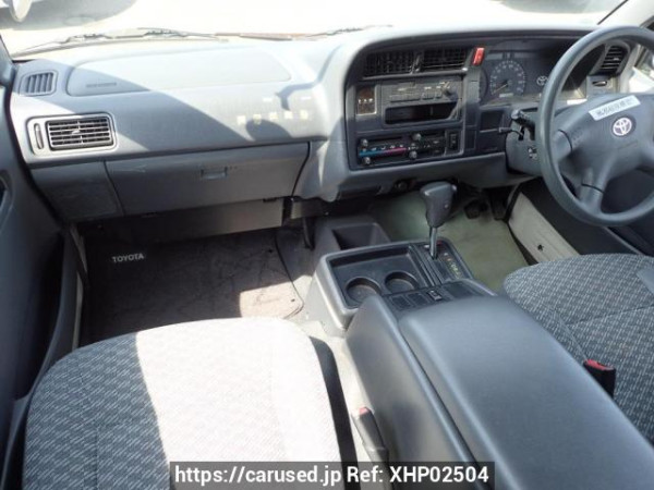 Used 2000 AT toyota hiace-van RZH111G Image[17]