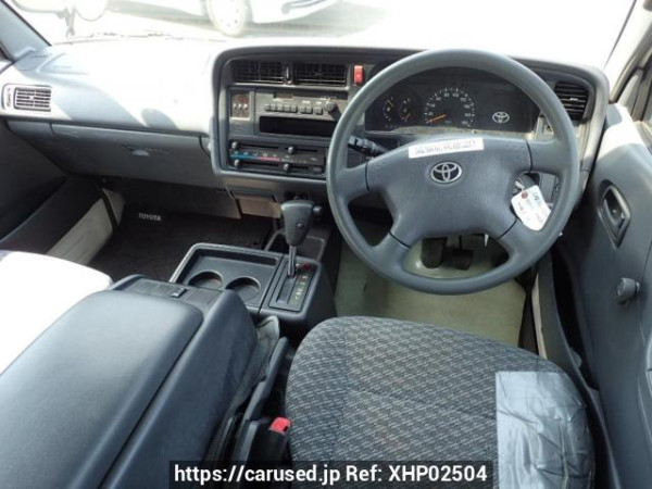 Used 2000 AT toyota hiace-van RZH111G Image[18]