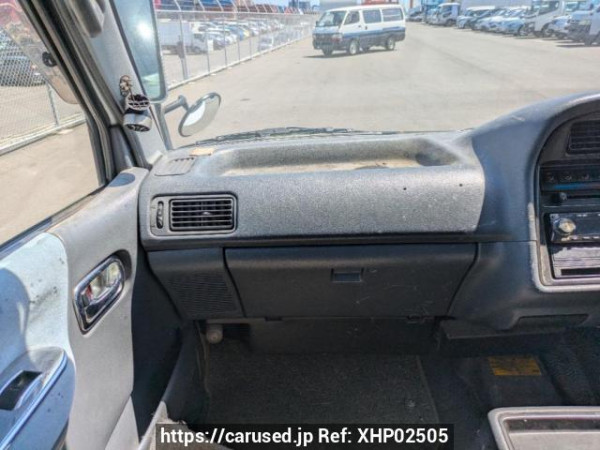 Used 2003 AT toyota hiace-van TRH112V Image[17]
