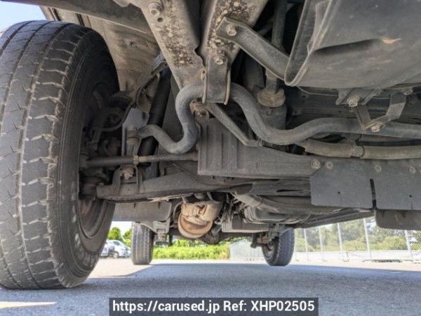 Used 2003 AT toyota hiace-van TRH112V Image[35]