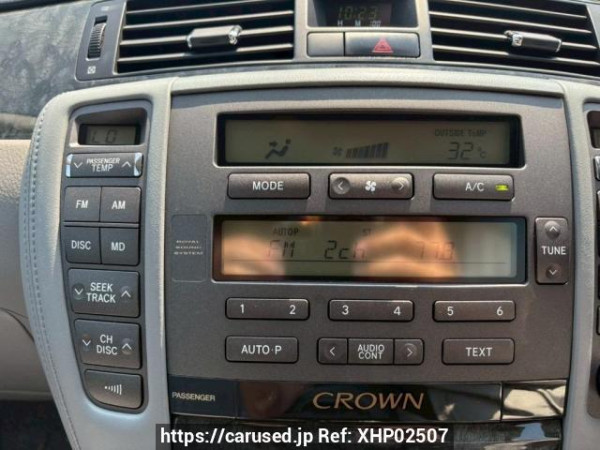 Used 2004 AT toyota crown GRS180 Image[25]