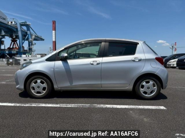 Used 2014 AT toyota vitz NCP131 Image[3]