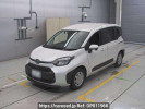 Toyota Sienta MXPL10G