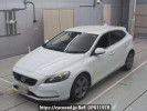 Volvo V40 MB4164T