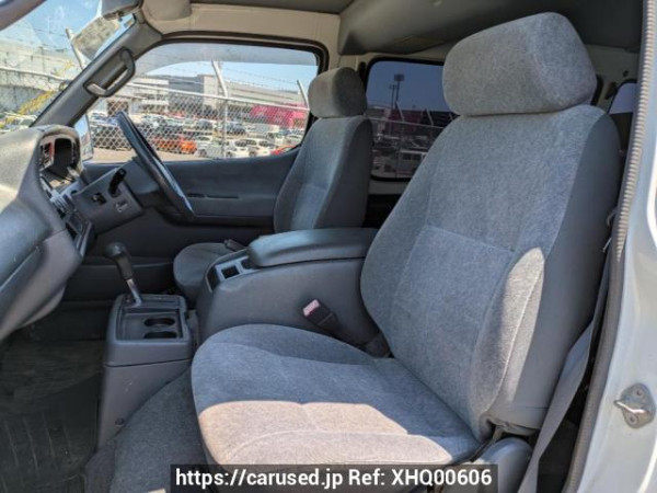 Used 2004 AT toyota hiace-van TRH112V Image[15]