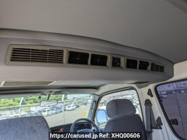 Used 2004 AT toyota hiace-van TRH112V Image[17]