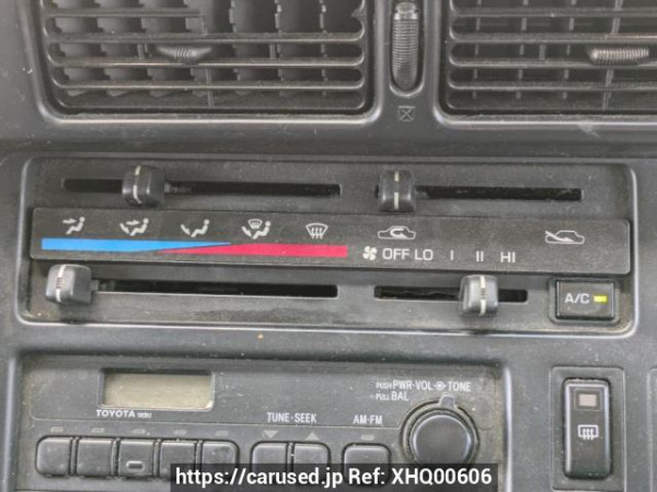 Used 2004 AT toyota hiace-van TRH112V Image[23]