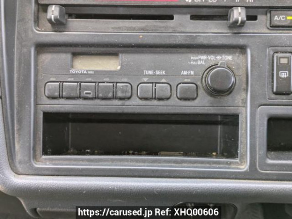 Used 2004 AT toyota hiace-van TRH112V Image[24]