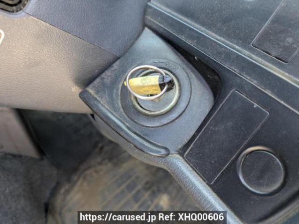 Used 2004 AT toyota hiace-van TRH112V Image[29]