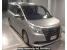 Toyota Noah ZWR80G