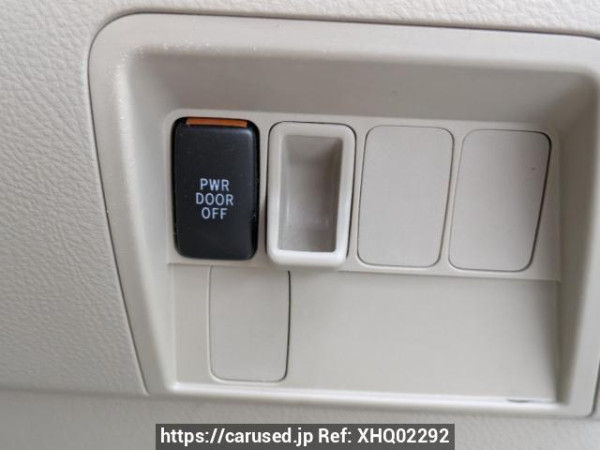 Used 2004 AT toyota raum NCZ20 Image[22]