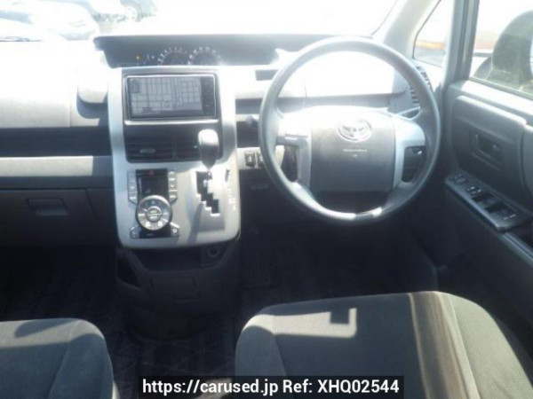 Used 2009 AT toyota noah ZRR70G Image[18]