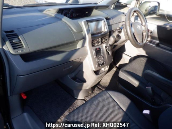 Used 2009 AT toyota noah ZRR70W Image[11]