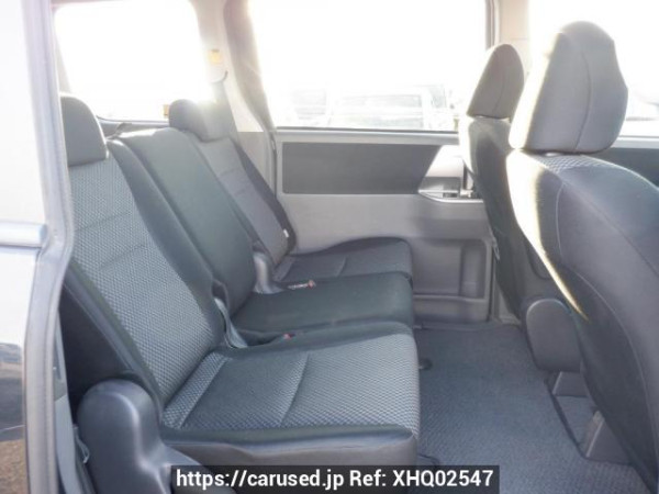 Used 2009 AT toyota noah ZRR70W Image[13]