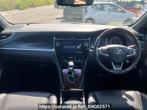 Used 2015 AT toyota harrier ZSU60W Image[16]