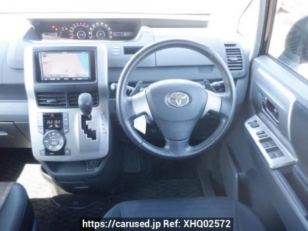 Used 2009 AT toyota voxy ZRR70W Image[23]