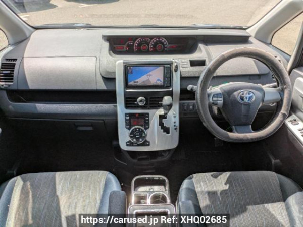 Used 2010 AT toyota voxy ZRR70W Image[16]