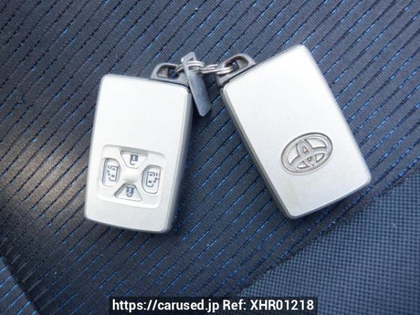 Used 2009 AT toyota voxy ZRR70W Image[31]