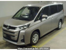 Toyota Noah MZRA95W