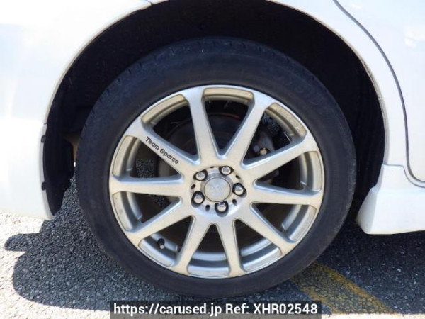 Used 2004 AT toyota wish ZNE10G Image[32]