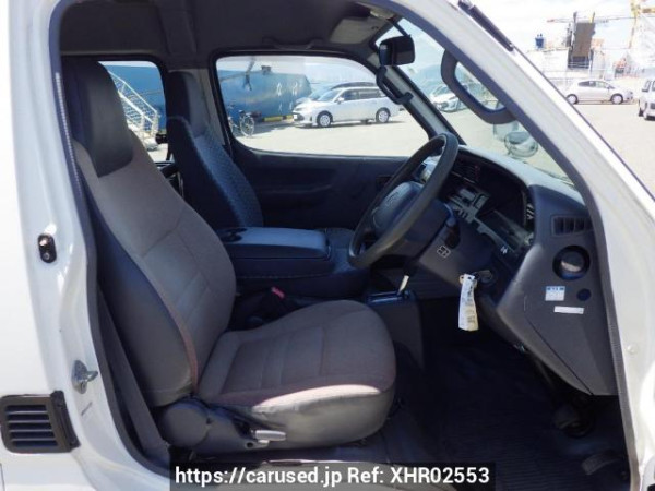 Used 2001 AT toyota hiace-commuter RZH125B Image[16]