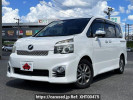 Toyota Voxy DBA-ZRR70W