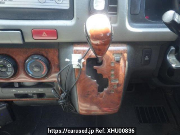 Used 2006 AT toyota regiusace-van KDH200V Image[21]