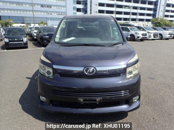 Used 2008 AT toyota voxy ZRR70W Image[1]