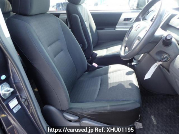 Used 2008 AT toyota voxy ZRR70W Image[9]