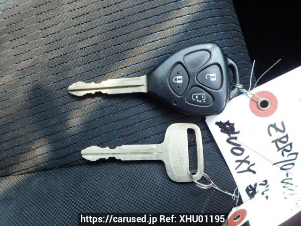 Used 2008 AT toyota voxy ZRR70W Image[23]