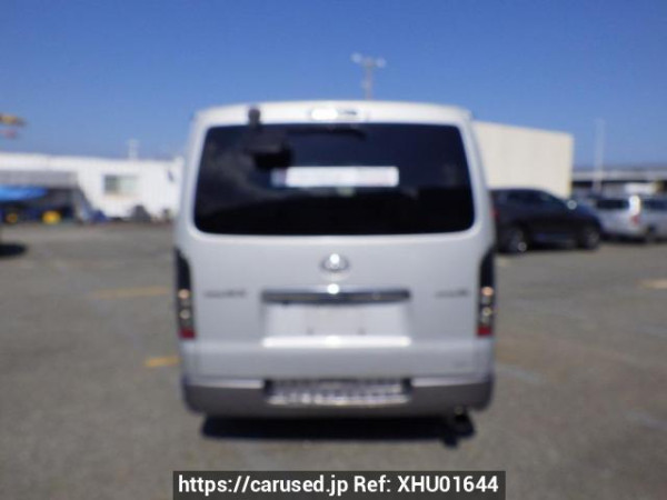 Used 2005 AT toyota regiusace-van KDH200V Image[5]