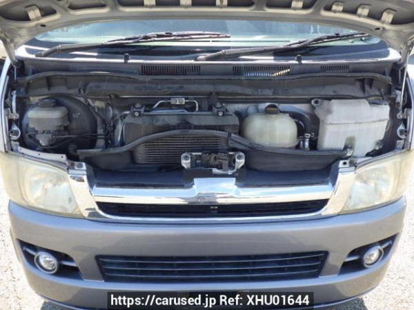 Used 2005 AT toyota regiusace-van KDH200V Image[11]