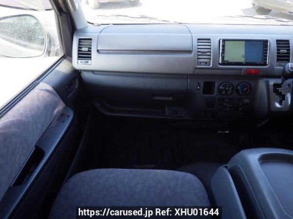 Used 2005 AT toyota regiusace-van KDH200V Image[20]