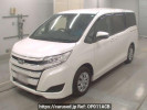 Toyota Noah ZRR80G