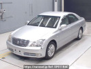 Toyota Crown GRS182