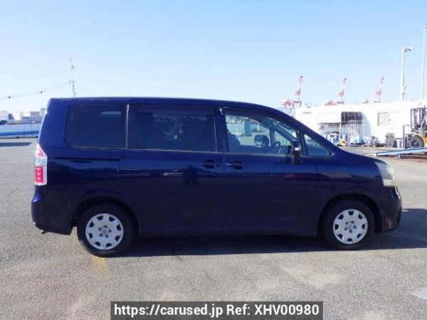 Used 2008 AT toyota noah ZRR70G Image[7]