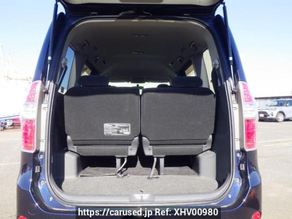 Used 2008 AT toyota noah ZRR70G Image[8]