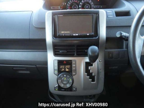 Used 2008 AT toyota noah ZRR70G Image[21]