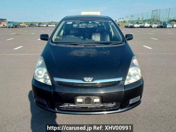 Used 2004 AT toyota wish ZNE10G Image[1]