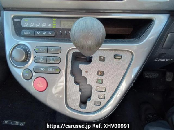 Used 2004 AT toyota wish ZNE10G Image[25]