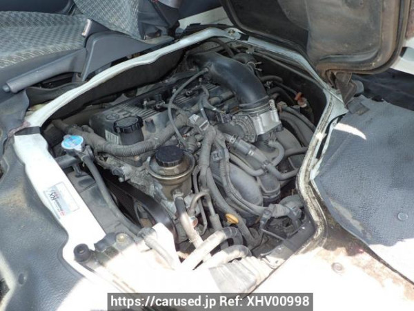 Used 2004 AT toyota hiace-van TRH112V Image[8]