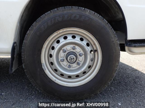 Used 2004 AT toyota hiace-van TRH112V Image[26]