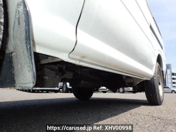 Used 2004 AT toyota hiace-van TRH112V Image[27]