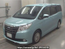 Toyota Noah ZWR80G
