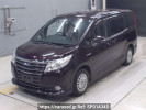 Toyota Noah ZWR80G