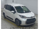 Toyota Sienta MXPL10G
