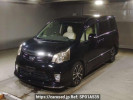 Toyota Noah ZRR70W
