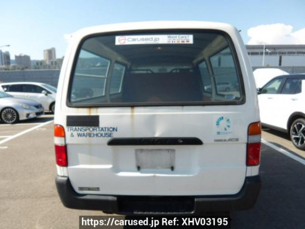Used 2004 MT toyota regiusace-van TRH112V Image[4]
