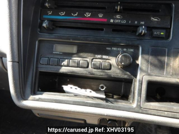 Used 2004 MT toyota regiusace-van TRH112V Image[16]